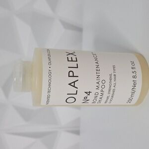 NEW & Sealed Olaplex No. 4 Bond Maintenance Shampoo 8oz